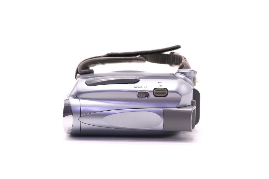 Компактная цифровая видеокамера MiniDV Canon MV900