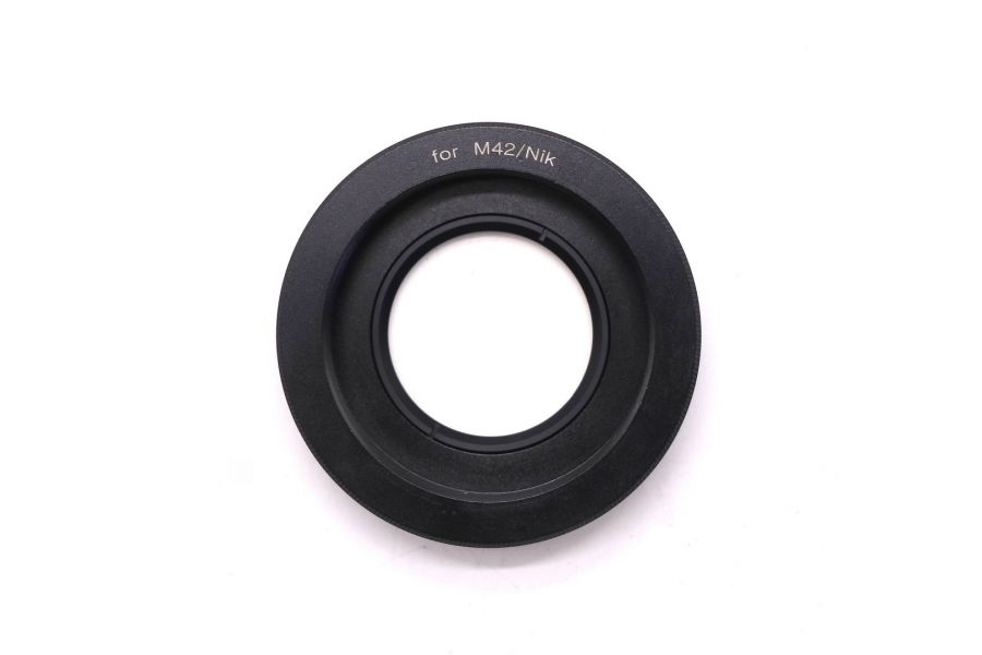 Переходник (адаптер) M42 - Nikon с чипом и линзой
