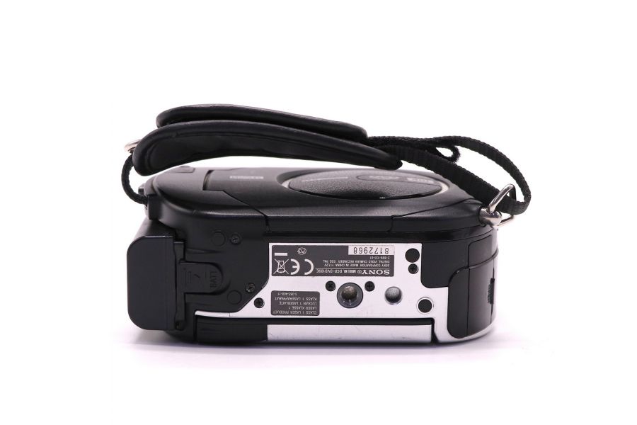 Видеокамера Sony DCR-DVD109E (China, 2005)