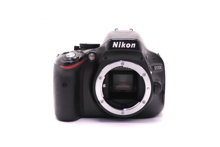 Nikon D5100 body (пробег 31330 кадров)