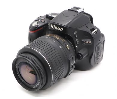 Nikon D5100 kit (пробег 30285 кадров)