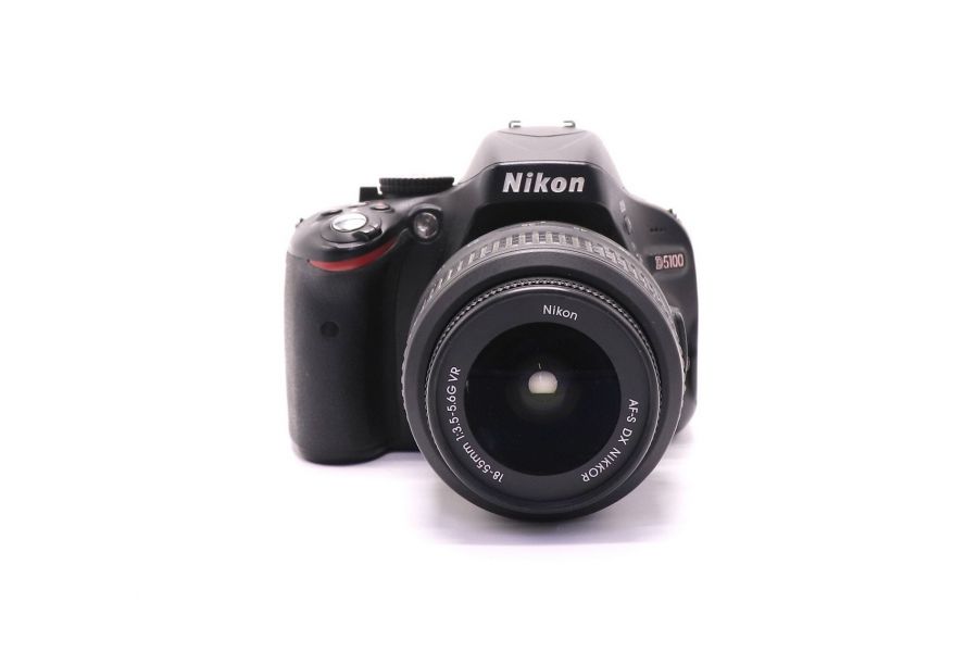Nikon D5100 kit (пробег 22070 кадров)