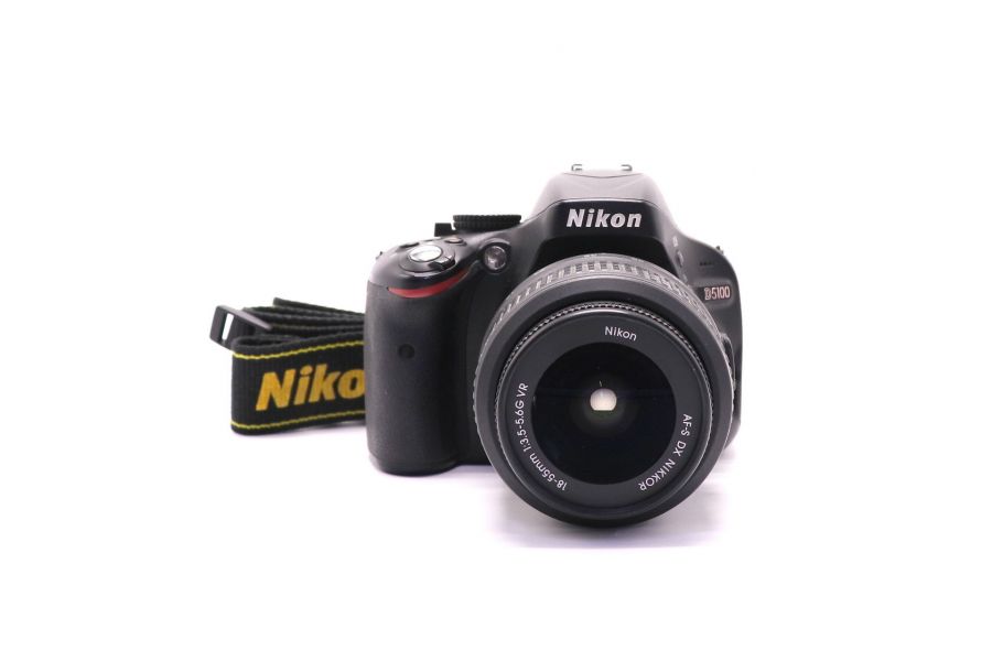 Nikon D5100 kit (пробег 22070 кадров)