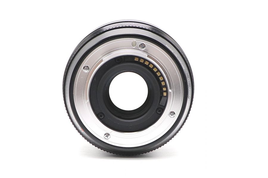 Fujifilm XF 16mm f/1.4 R WR в упаковке