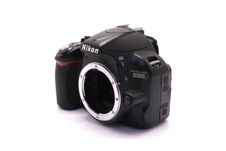 Nikon D3100 body (пробег 43620 кадров)