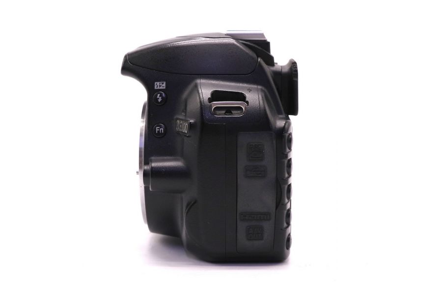 Nikon D3100 body (пробег 43620 кадров)