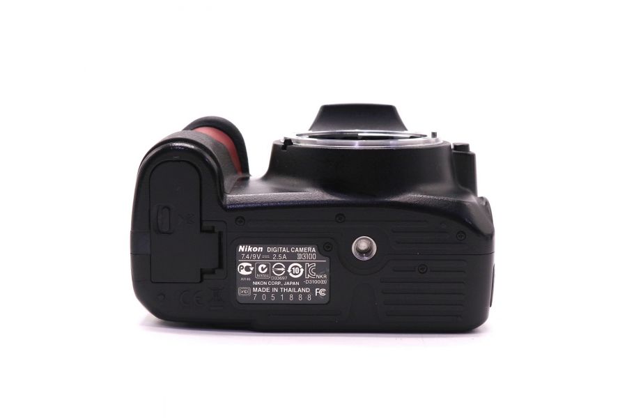 Nikon D3100 body (пробег 43620 кадров)