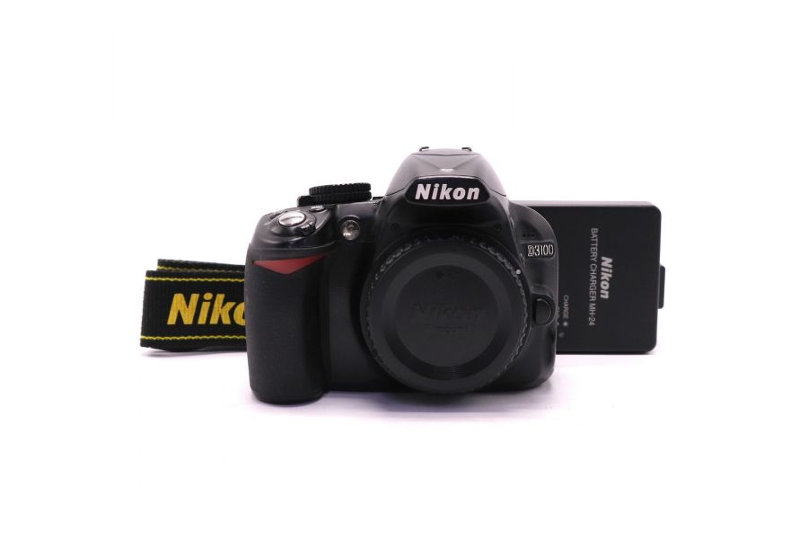 Nikon D3100 body (пробег 43620 кадров)