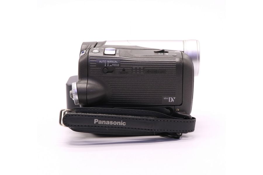 Видеокамера Panasonic NV-GS6 в упаковке