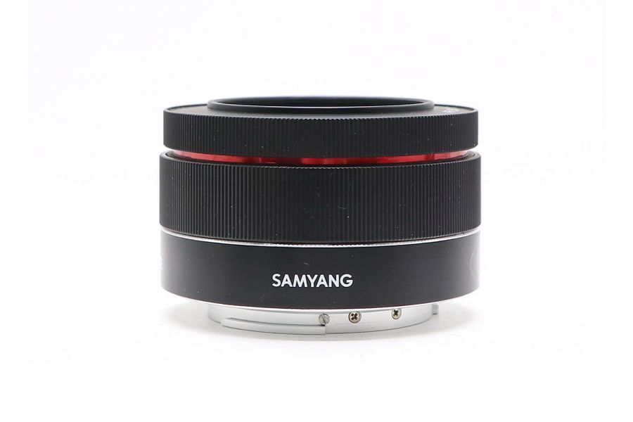 Samyang AF 35mm f/2.8 в упаковке