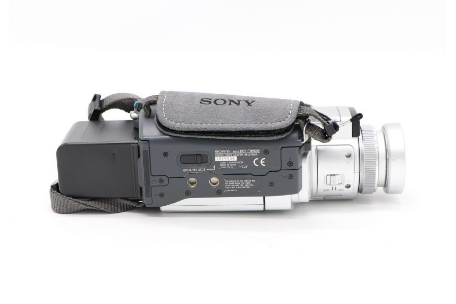 Видеокамера Sony DCR-TRV60E