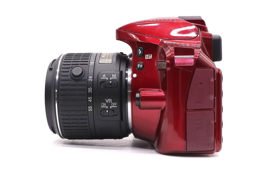 Nikon D3300 kit (пробег 65 кадров)