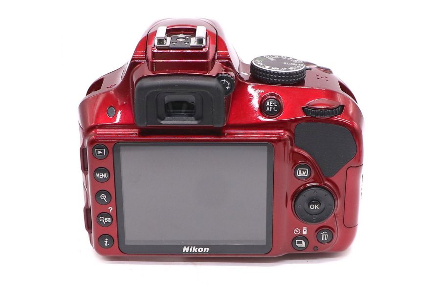 Nikon D3300 kit (пробег 65 кадров)