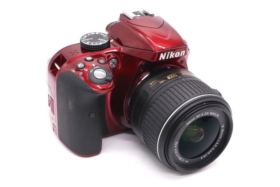 Nikon D3300 kit (пробег 65 кадров)