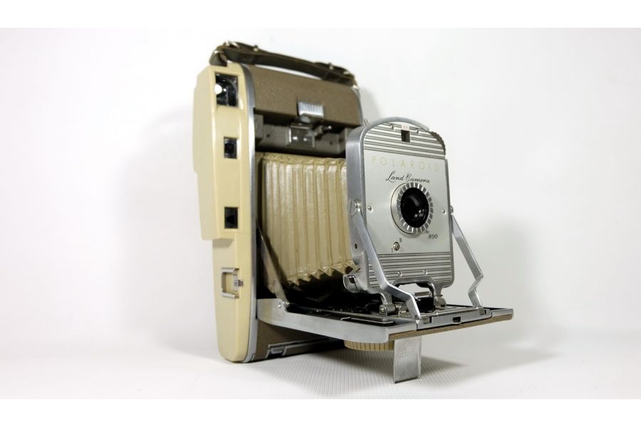 Polaroid Land Camera Model 800 (USA, 1958)
