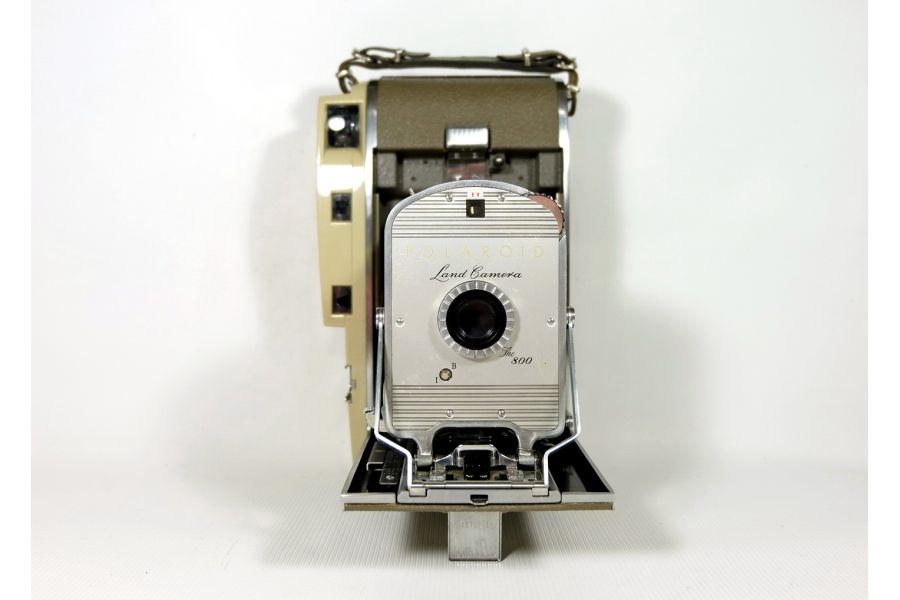 Polaroid Land Camera Model 800 (USA, 1958)