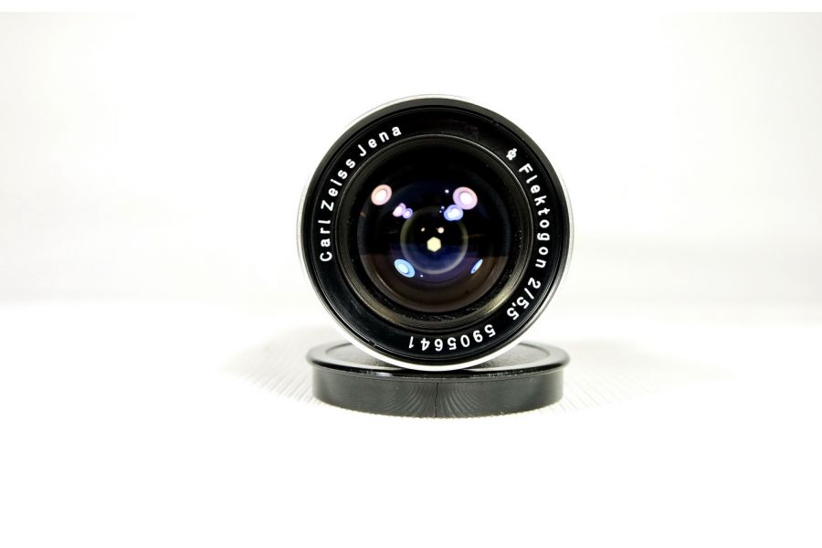 Flektogon 2/5,5 Carl Zeiss Jena (Germany, 1957)