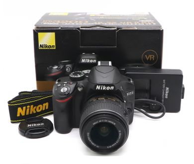 Nikon D3200 kit в упаковке (пробег 1365 кадров)