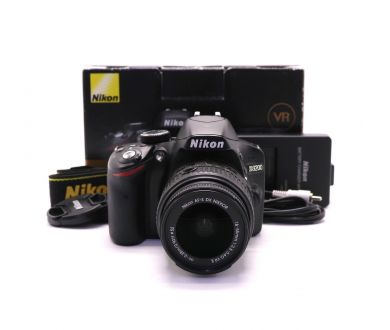 Nikon D3200 kit box (пробег 21910 кадров)