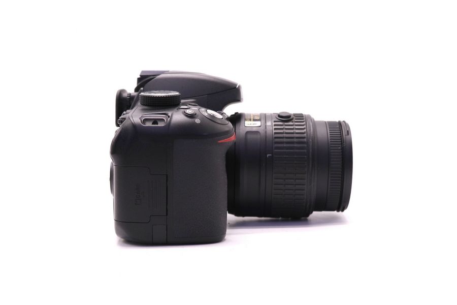 Nikon D3200 kit box (пробег 21910 кадров)