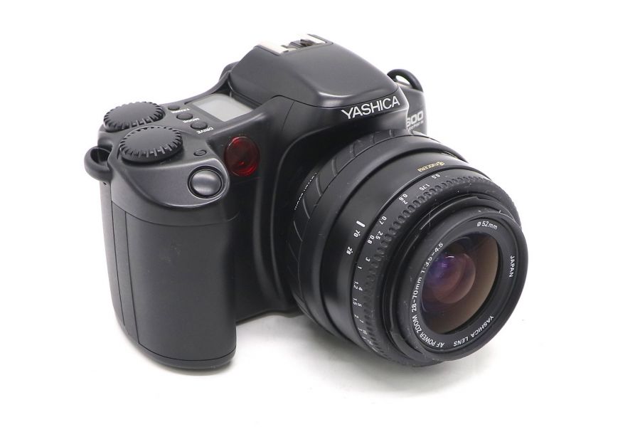 Yashica 300 Auto Focus kit 28-70mm