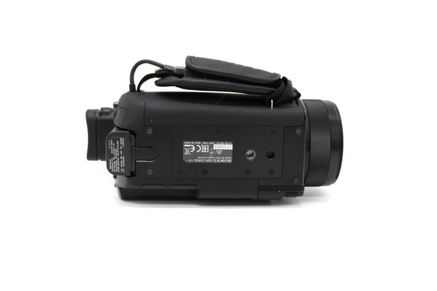 Видеокамера Sony HDR-CX900E в упаковке