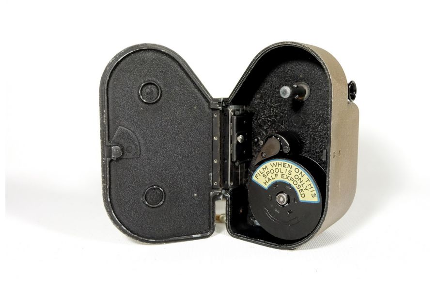 Кинокамера Revere 88 (USA, 1941)