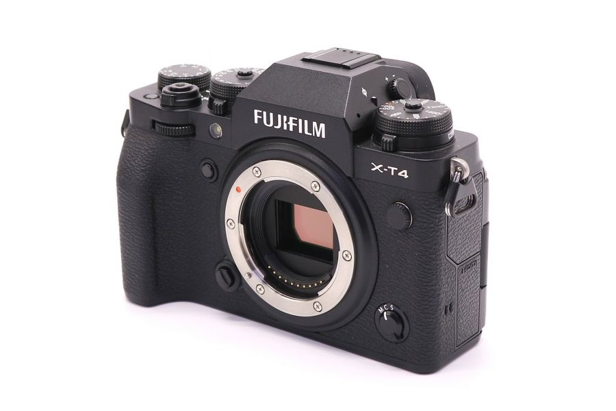 Fujifilm X-T4 body в упаковке (пробег 140 кадров)