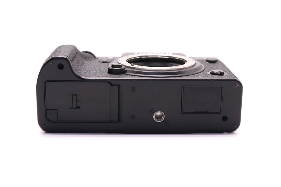 Fujifilm X-T4 body в упаковке (пробег 140 кадров)