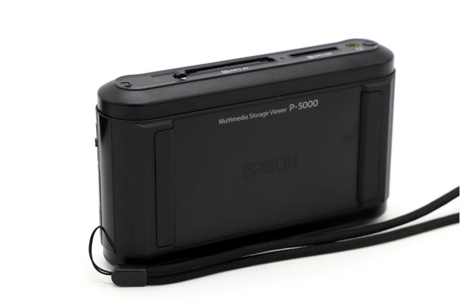 Цифровой мультимедиа центр Epson P-5000