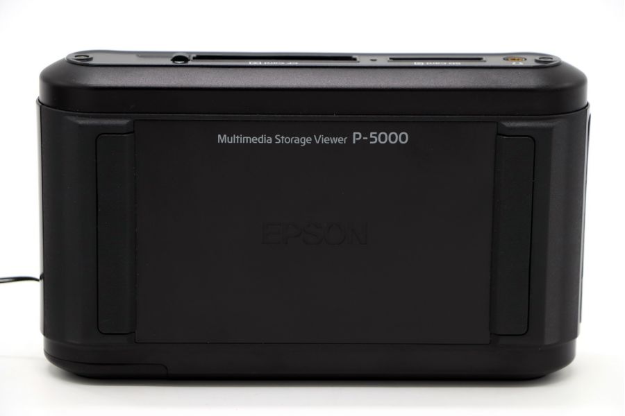 Цифровой мультимедиа центр Epson P-5000