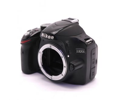 Nikon D3200 body (пробег 72120 кадров)