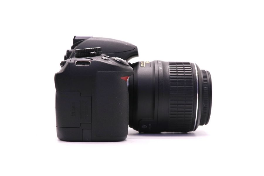 Nikon D3100 kit (пробег 30000 кадров)