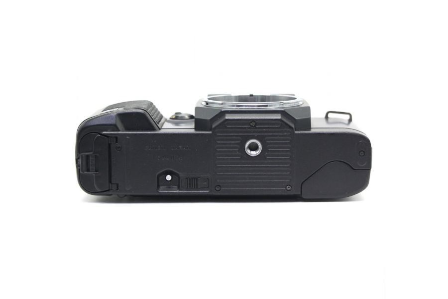 Canon T70 body (Japan)