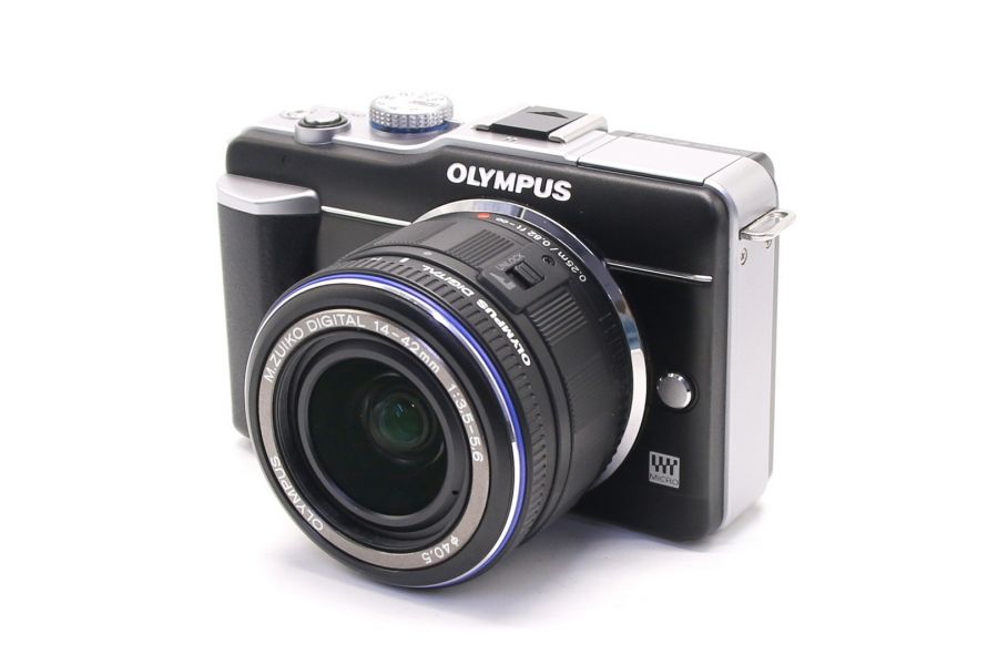 Olympus pen E-PL1 kit в упаковке (пробег 3950 кадров)