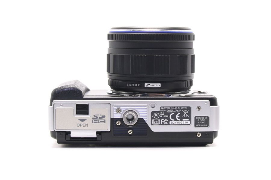 Olympus pen E-PL1 kit в упаковке (пробег 3950 кадров)