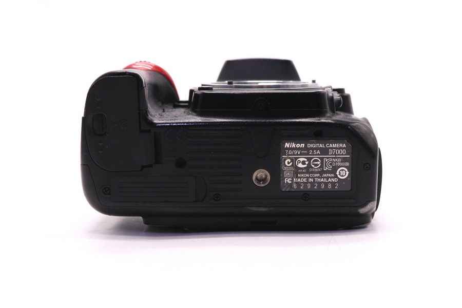 Объектив Nikon D7000 body (пробег 208505 кадров)