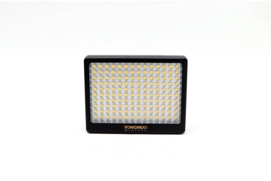 Осветитель светодиодный YongNuo LED YN-140 