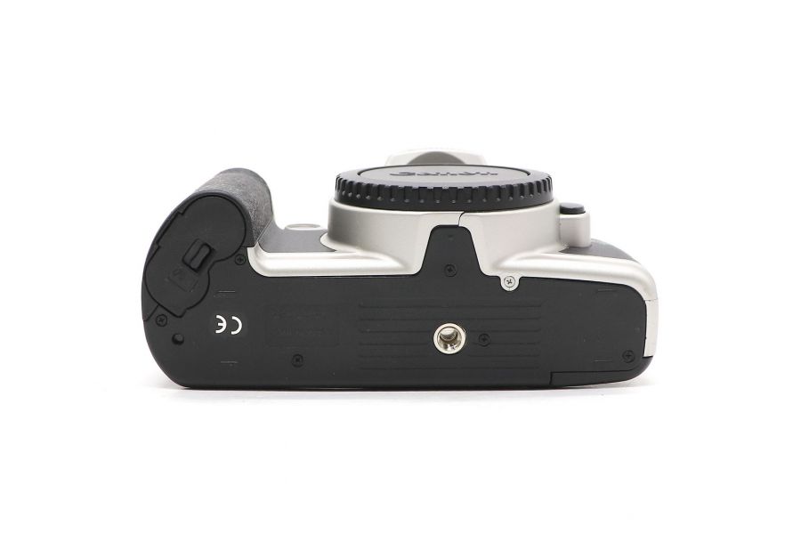 Canon EOS 500N body (Japan)