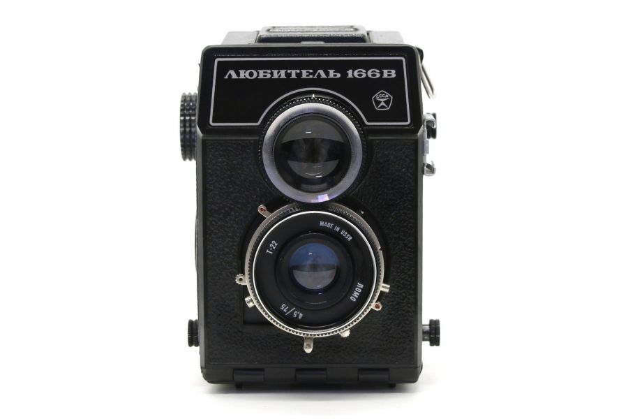 Любитель 166В советский зеркальный фотоаппарат