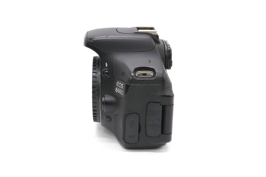 Canon EOS 600D body в упаковке (пробег 22520 кадров)