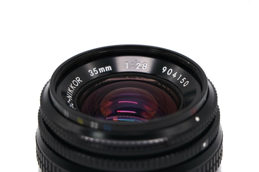 Nikon 35mm f/2.8 Ai PC-Nikkor Shift