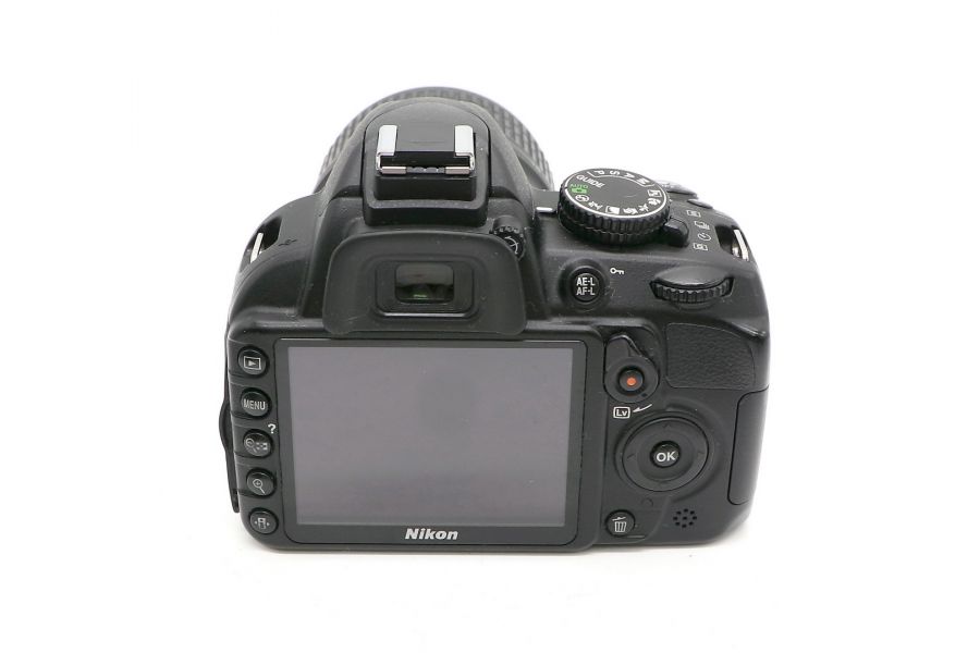 Nikon D3100 kit (пробег 11610 кадров)