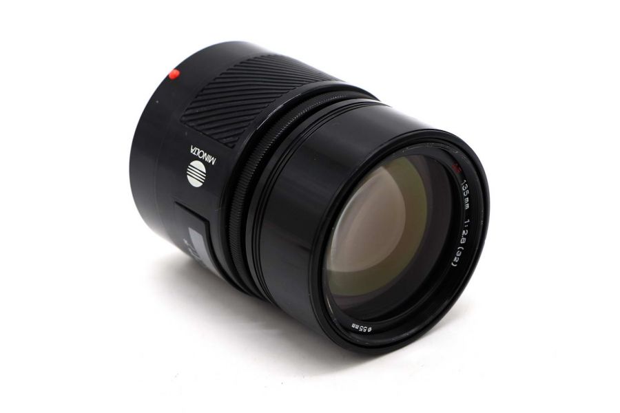 Minolta AF 135mm f/2.8