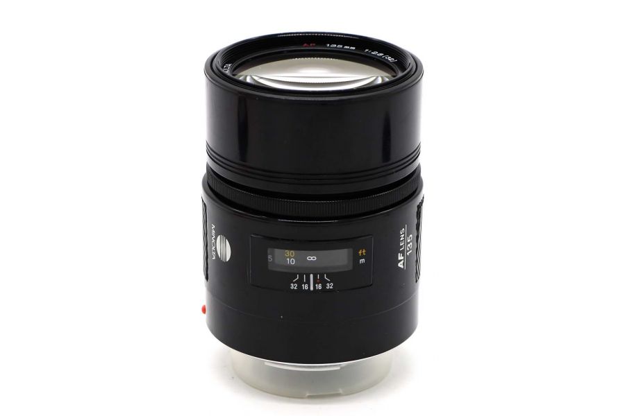Minolta AF 135mm f/2.8