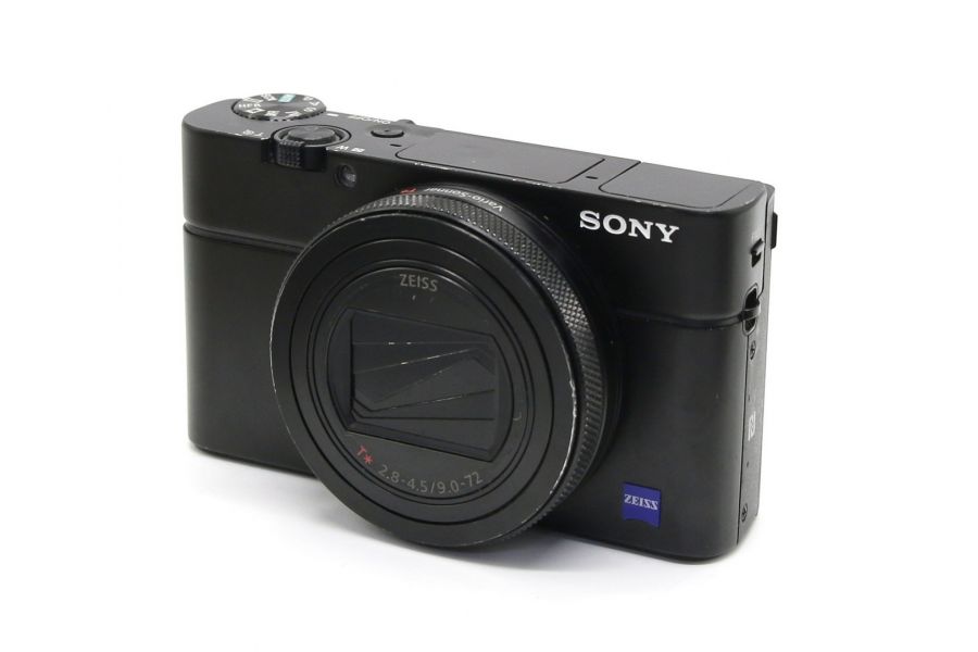 Sony Cyber-shot DSC-RX100M7 в упаковке