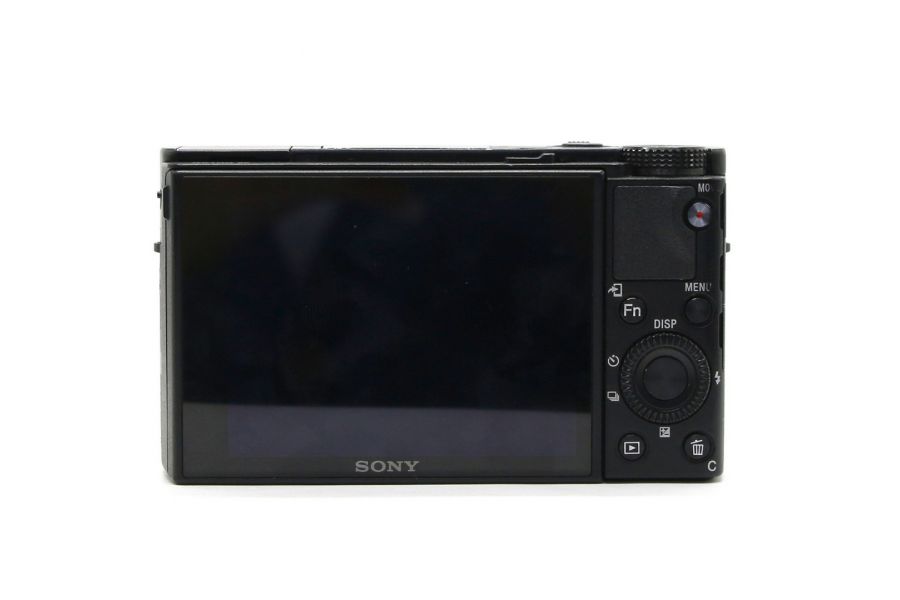 Sony Cyber-shot DSC-RX100M7 в упаковке