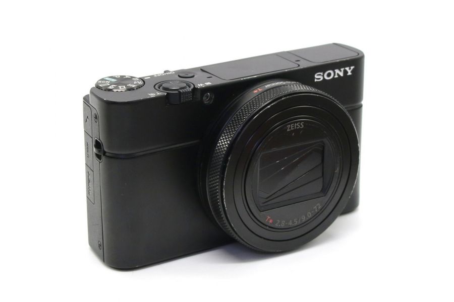 Sony Cyber-shot DSC-RX100M7 в упаковке