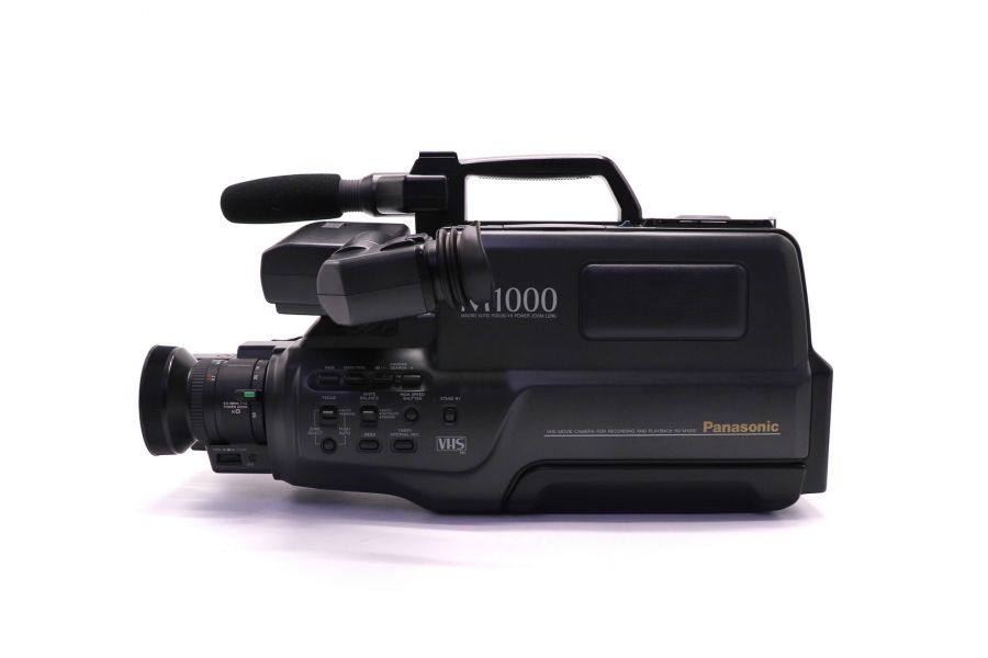 Видеокамера Panasonic NV-M1000