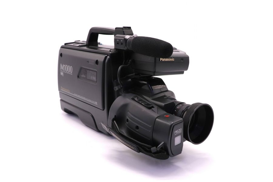 Видеокамера Panasonic NV-M1000